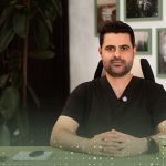 خشکی دهان چیست؟ چه خطراتی دارد و راه درمانش چیست؟